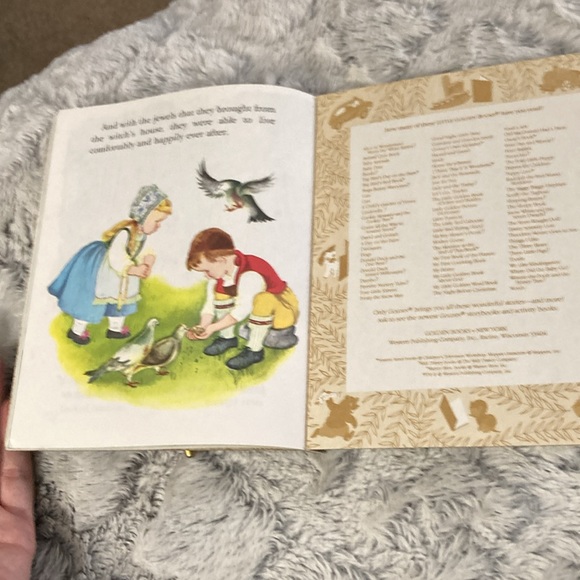 Vintage Little Golden book Hansel and Gretel NWOT - Picture 8 of 9